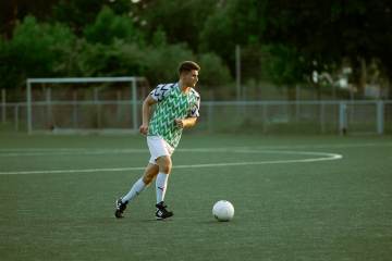 罗马诺：莫德里奇愿续约米兰，阿莫林会继续深度参与谈判（配图示意）